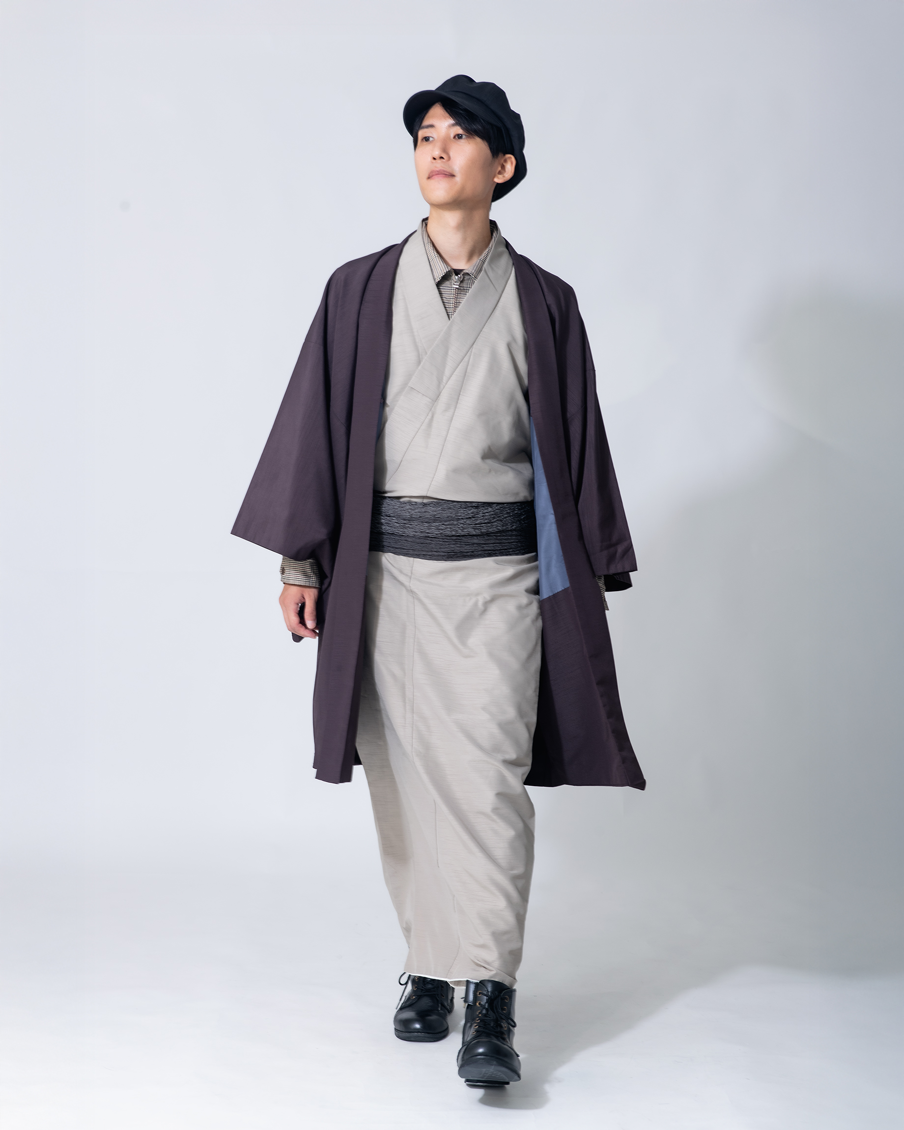 メンズ着物を楽しむ男性